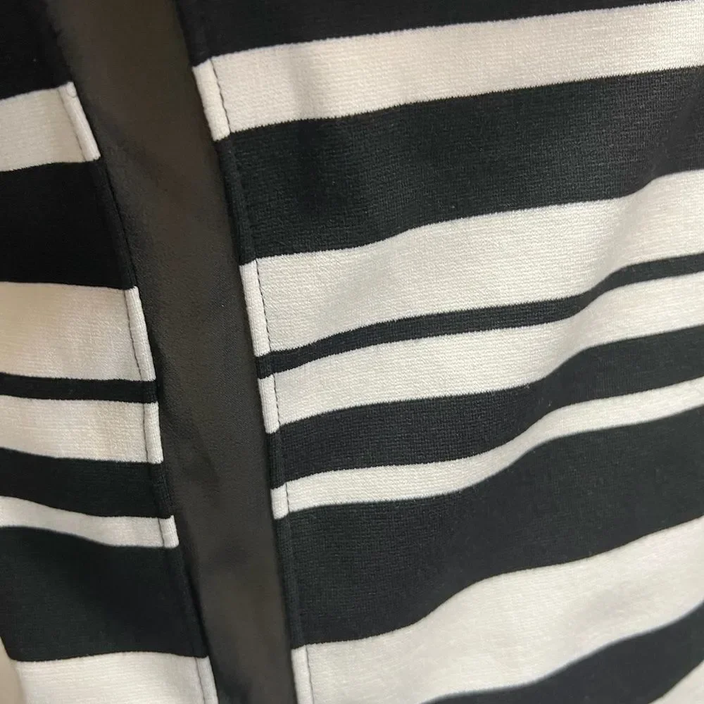 Sam Edelman Black & White Striped “Graphic Play” Top (Size S) – NWT - Picture 6 of 10